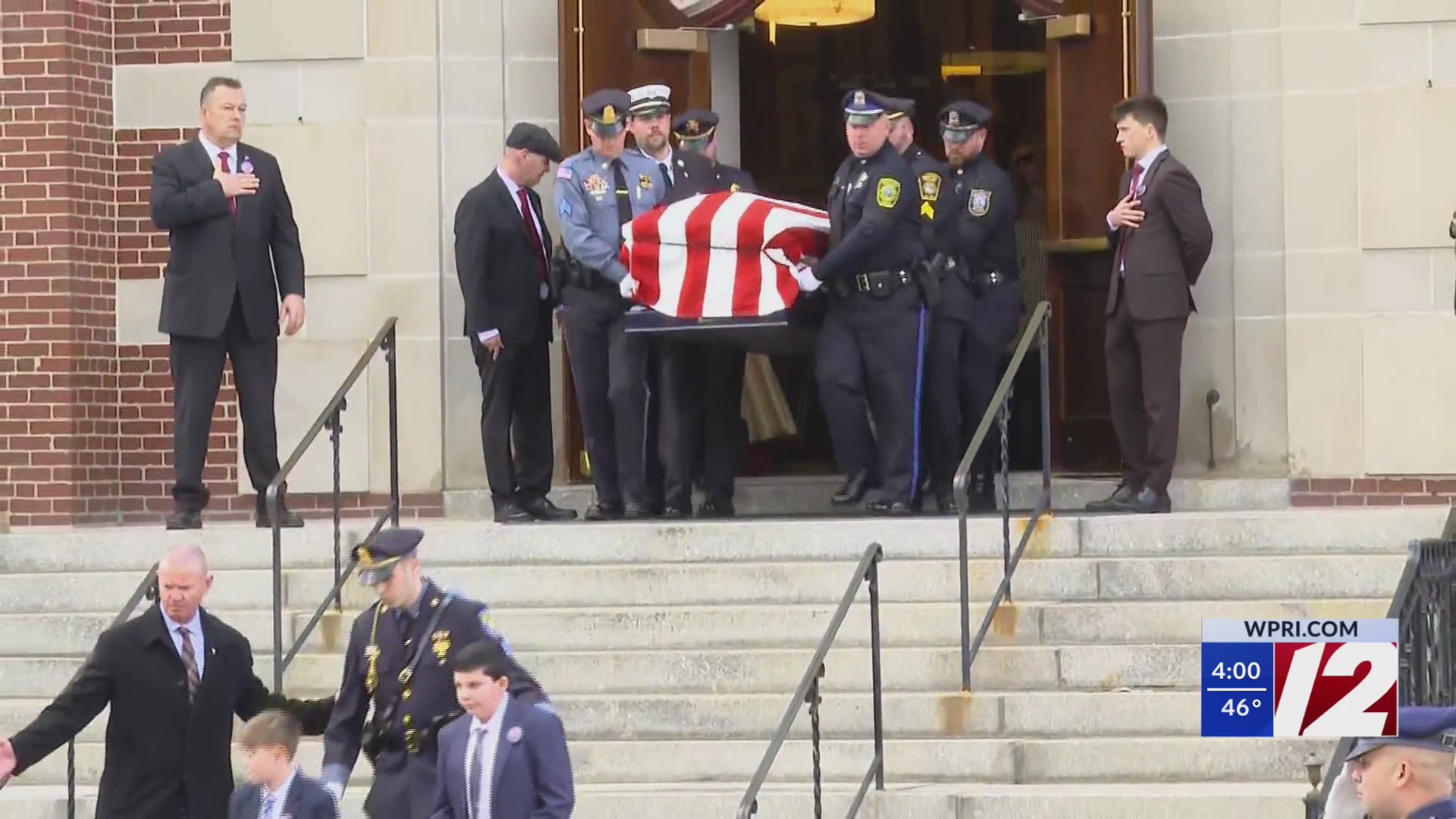 Hundreds gather for funeral of fallen Uxbridge police officer – WPRI.com