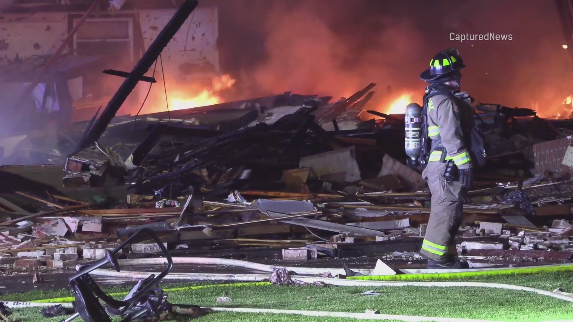 Neighbors describe what they saw, heard during house explosion Sunday ...