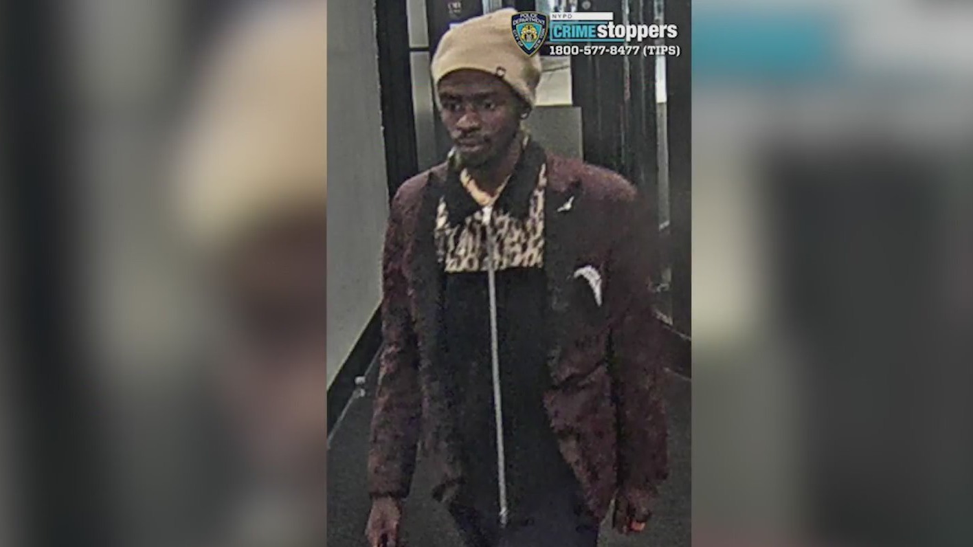 Man wanted in connection with string of NYC robberies – PIX11