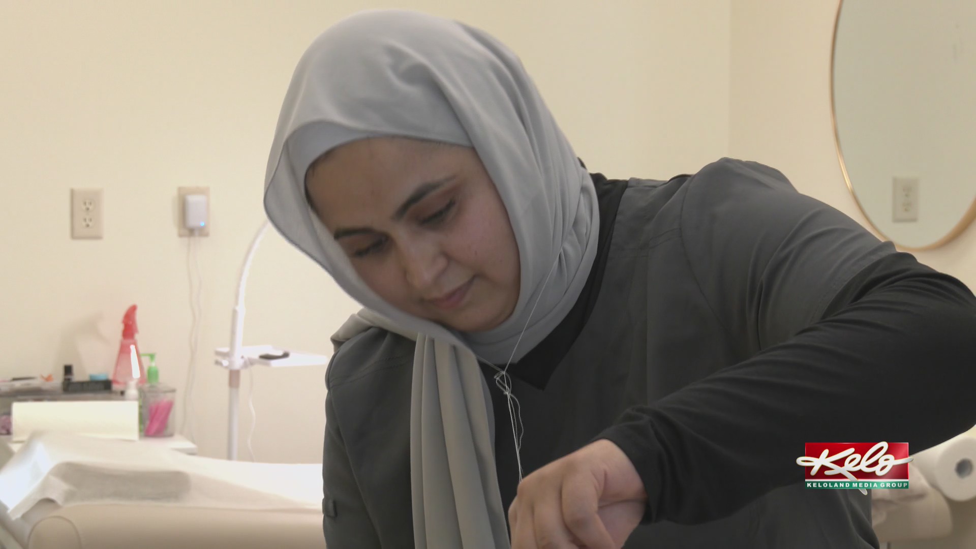 Afghan immigrant opens beauty business in Sioux Falls