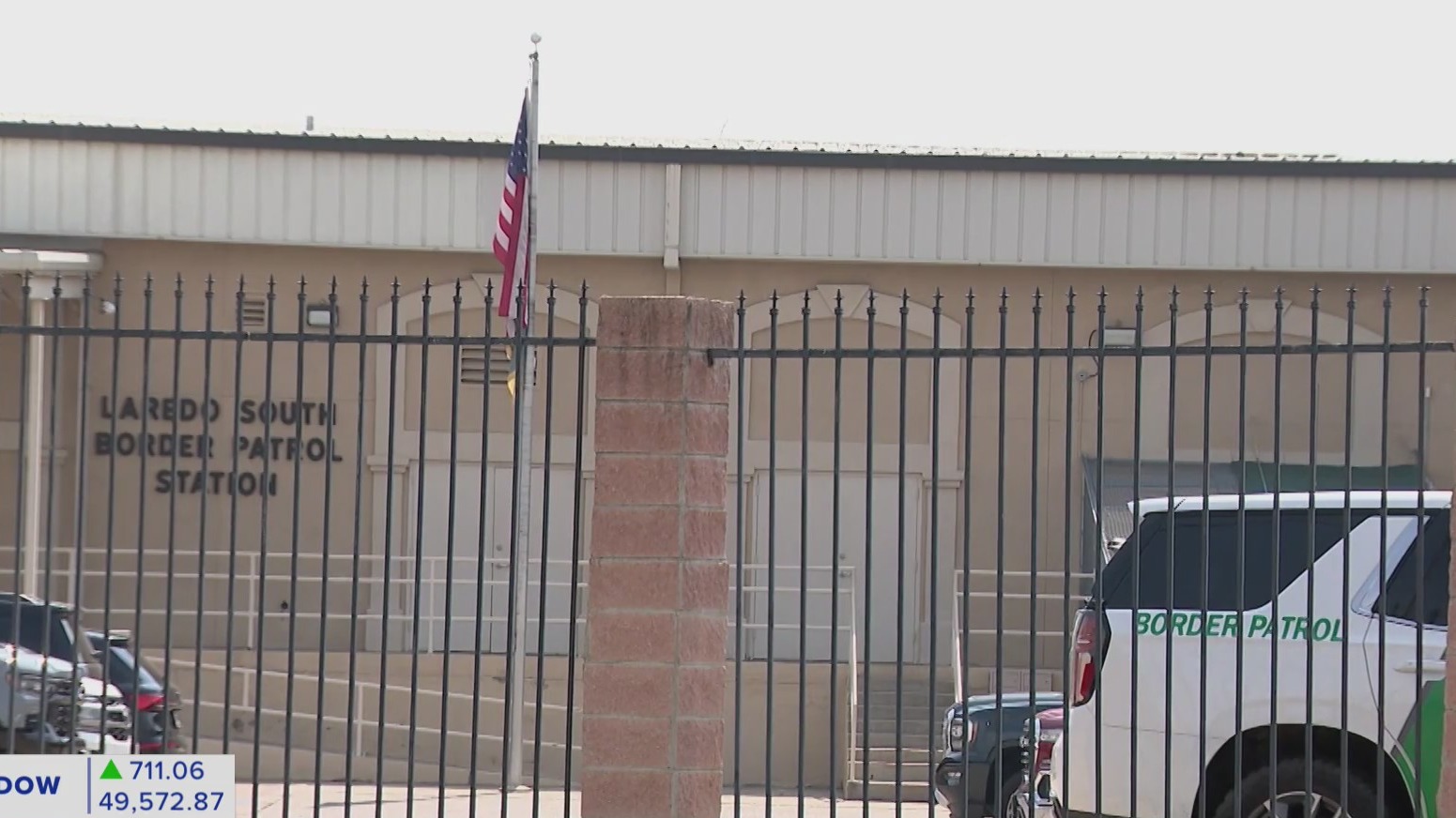 Illegal migrant border crossings spike in Texas | NewsNation Live ...
