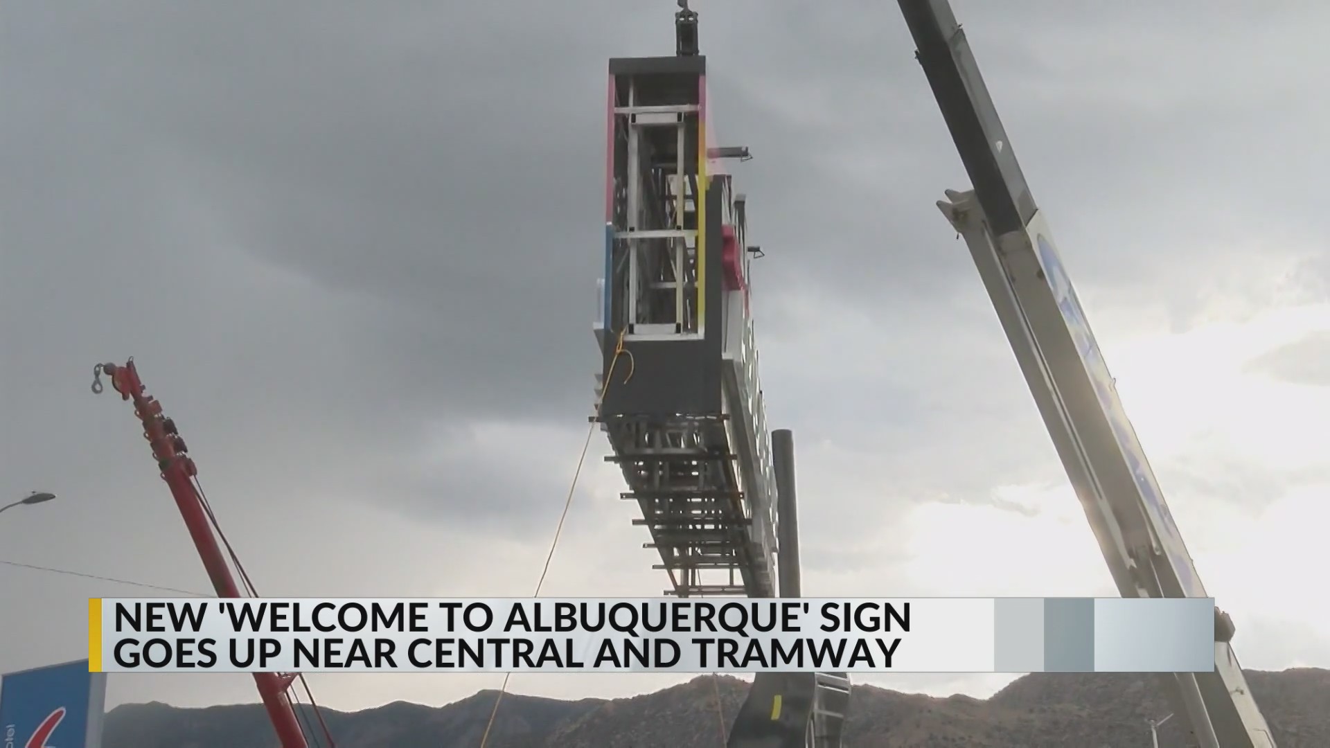 New neon sign will greet visitors on East Central in Albuquerque