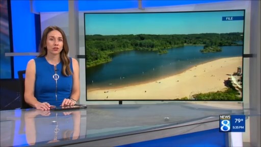 Crews work to contain Millennium Park oil spill