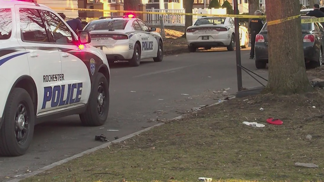 Shooting on Wellington Ave leaves teen in critical condition, no ...