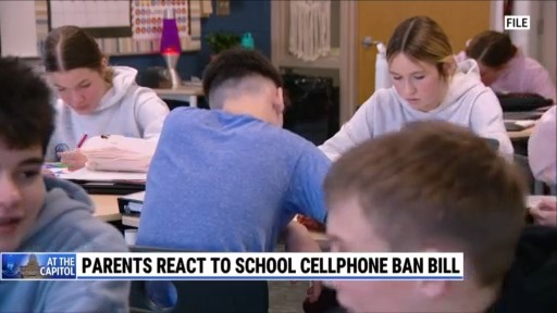 Local parents optimistic about school cellphone ban bill – WOODTV.com