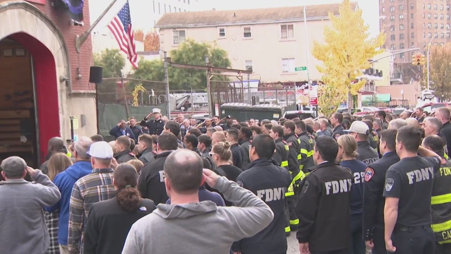 FDNY mourns the loss of 11-year veteran who died in a Brooklyn fire – PIX11