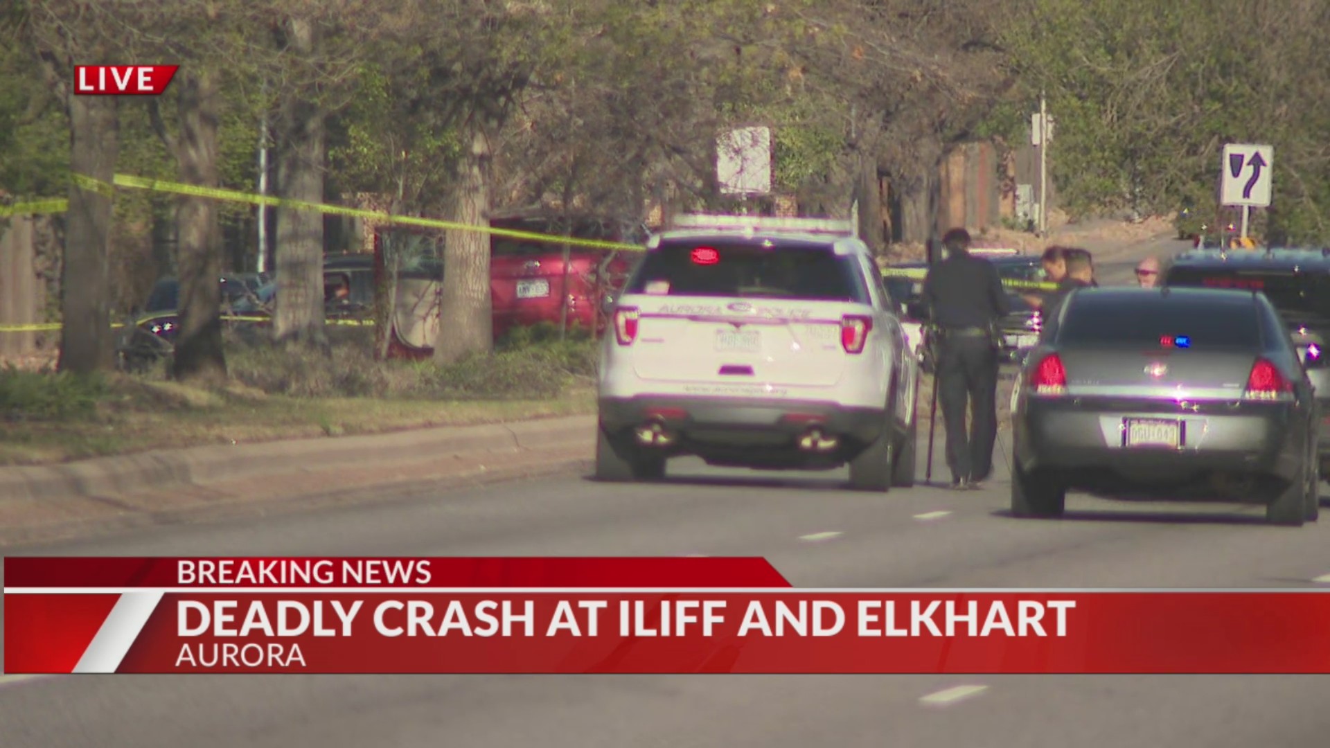 Man dead after crashing vehicle into tree in Aurora – FOX31 Denver