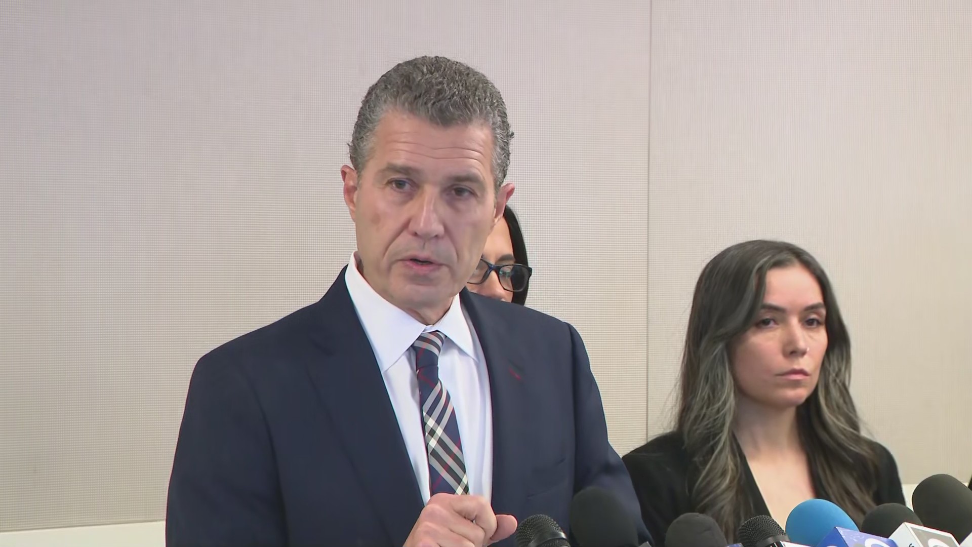 Attorneys representing family of CPD officer killed during chase offer ...