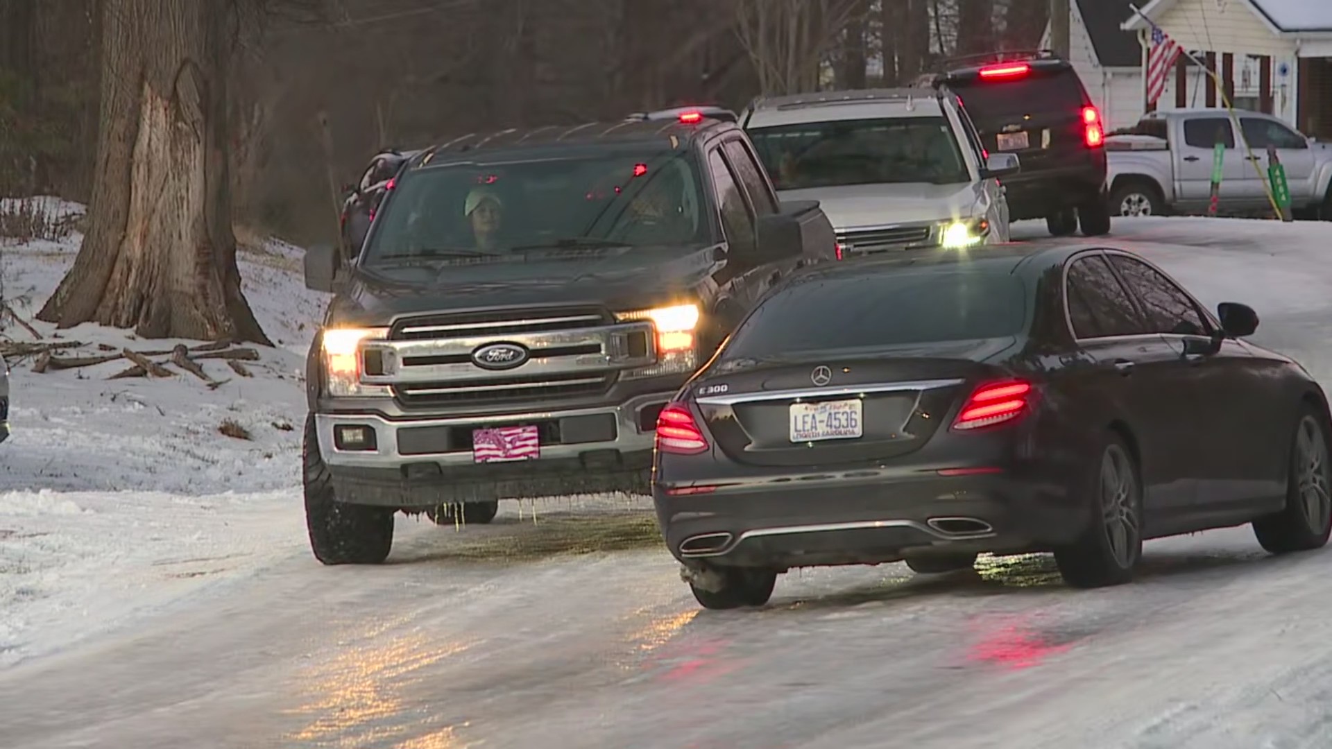 Drivers struggle on icy roads in Forsyth County – FOX8 WGHP