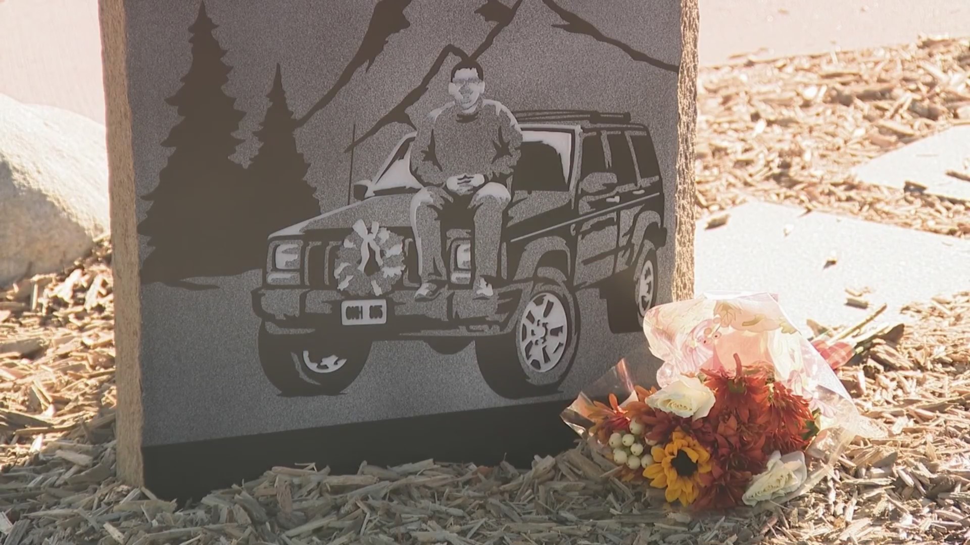 New memorial stands in Highlands Ranch for Kendrick Castillo – FOX31 Denver