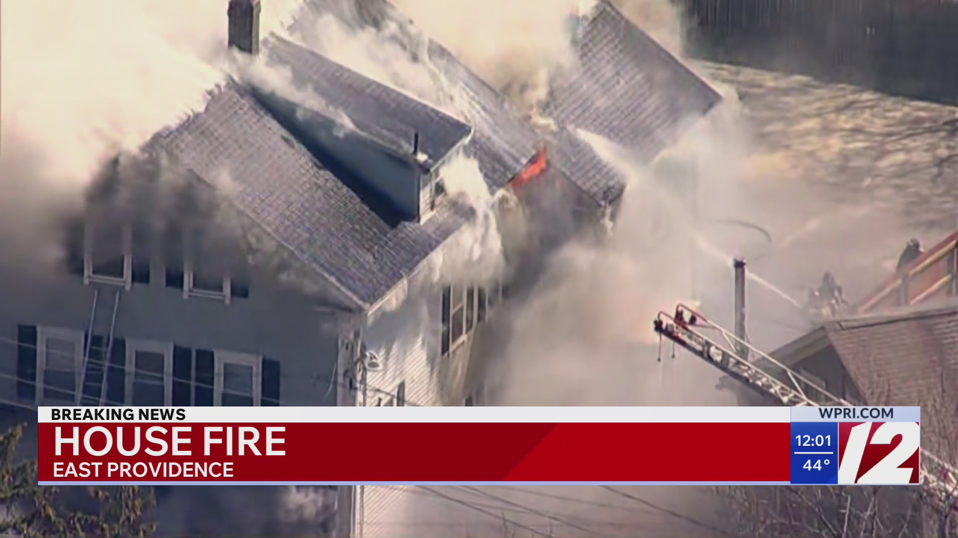 Crews battle triple decker fire in East Providence – WPRI.com