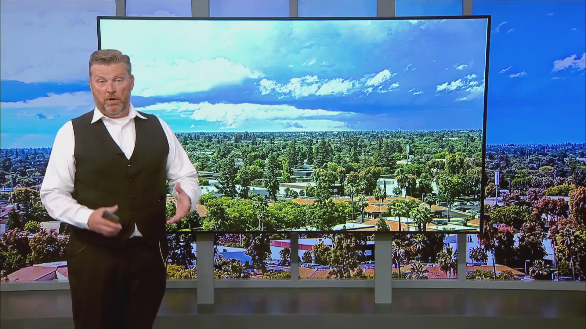 Tornado warning issued for areas of Fresno County – KGET 17 News