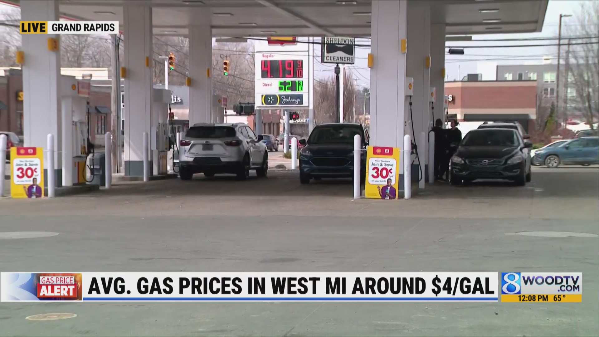 Gas prices around $4 a gallon in West Michigan – WOODTV.com