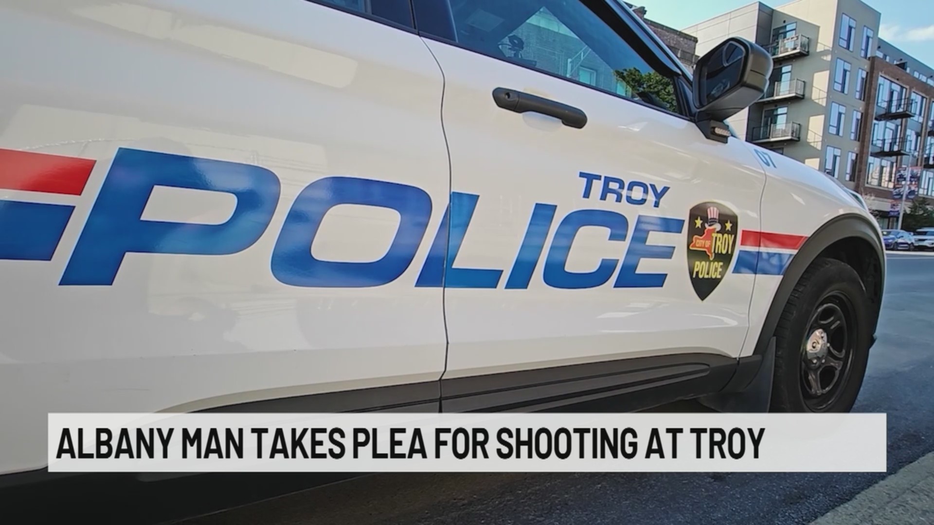 Albany man pleads guilty to shooting at Troy officers – NEWS10 ABC