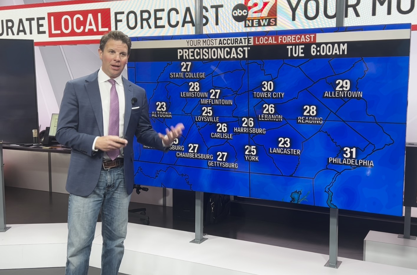 FREEZE WARNING OVERNIGHT. Meteorologist Eric Finkenbinder has an update ...