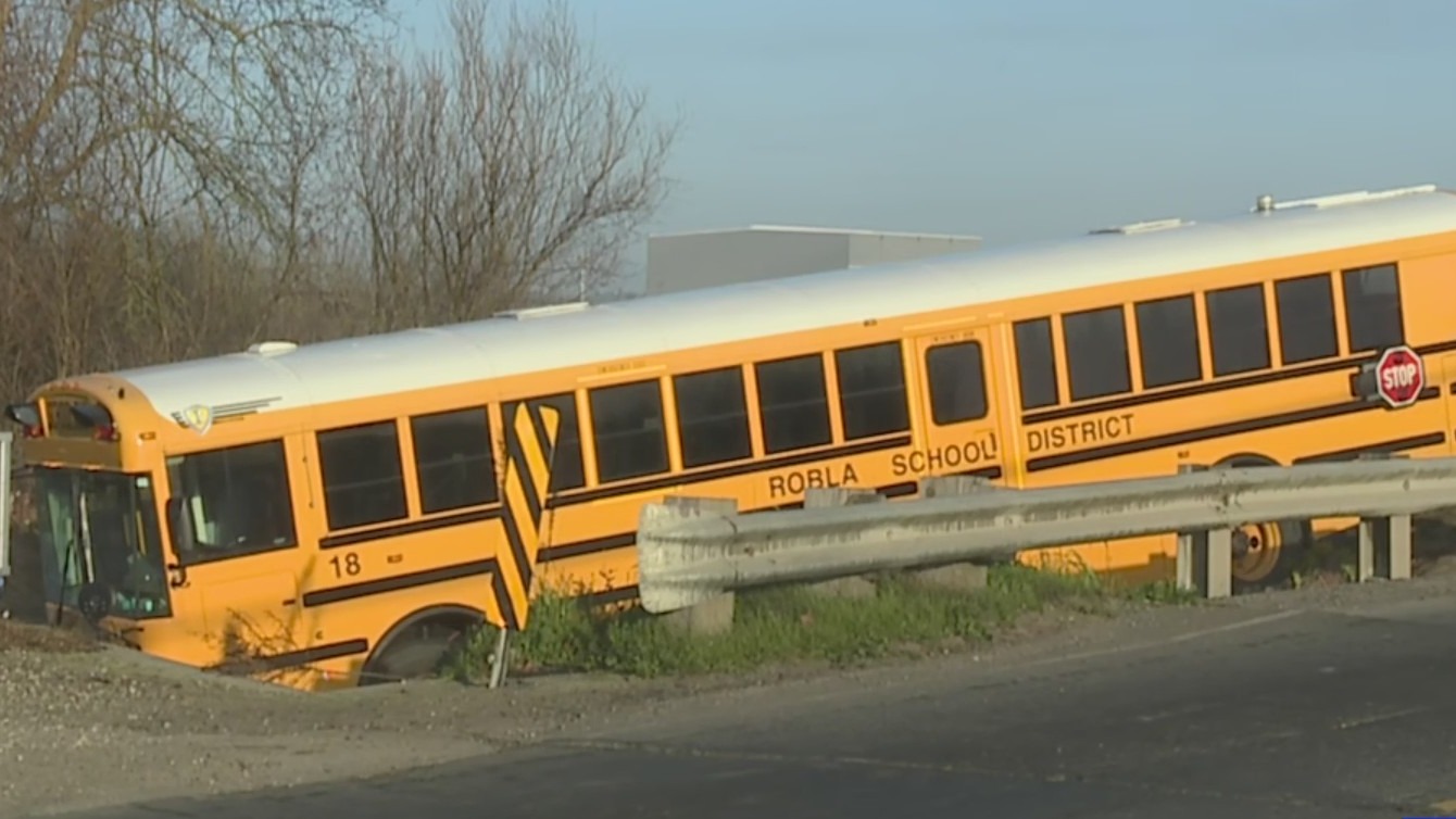 Elementary school bus crashes into creek, no injuries reported – FOX40 News
