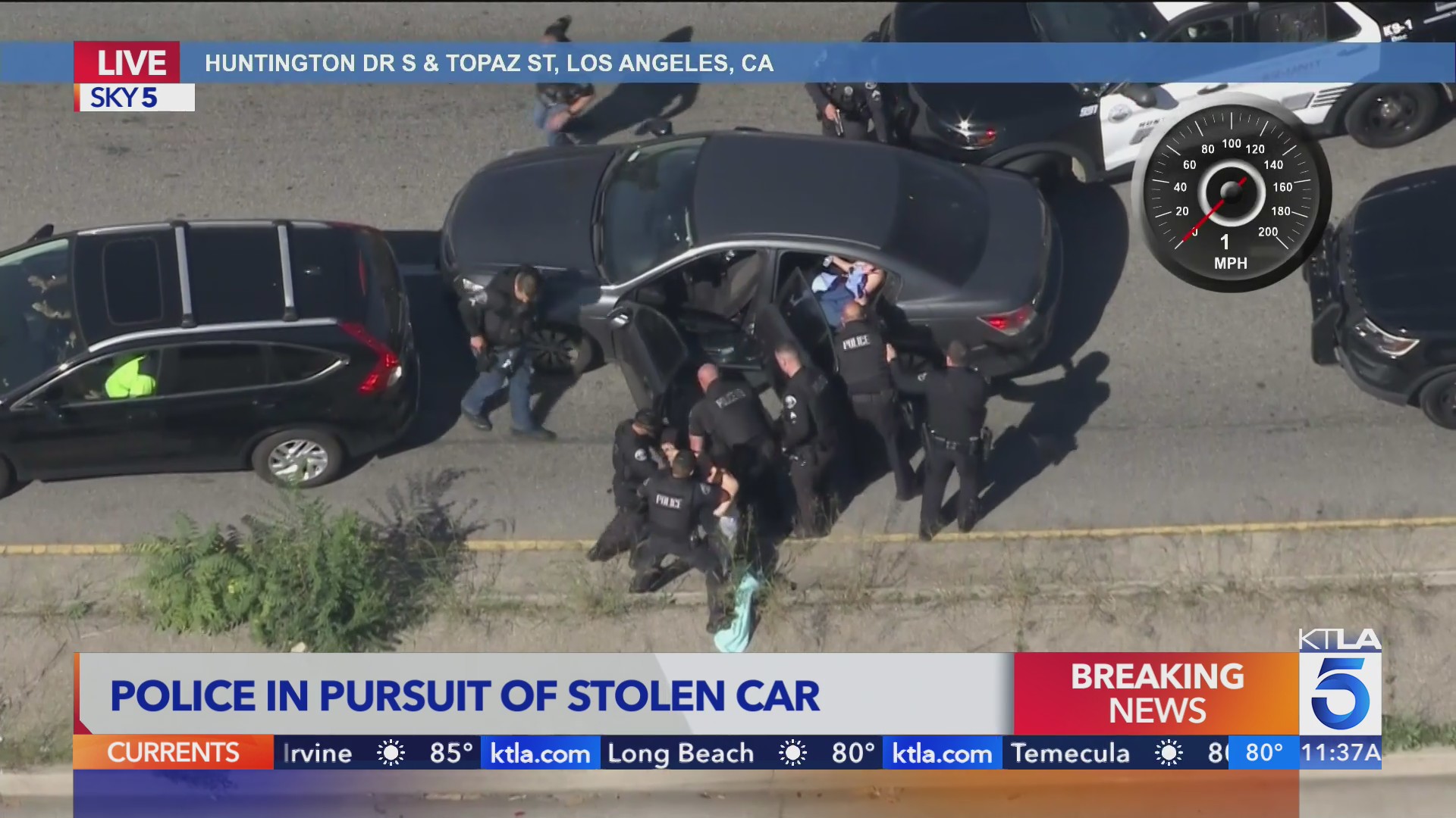 Authorities chase, detain driver of suspected stolen vehicle in Los ...