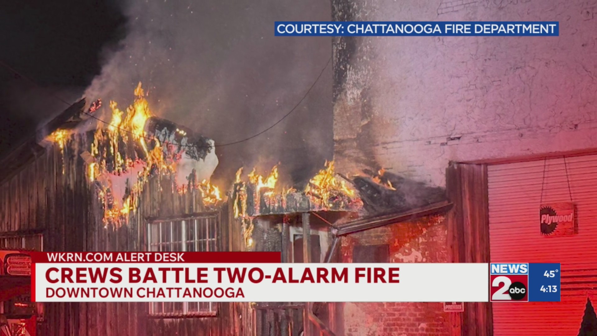 Crews battle two-alarm fire in downtown Chattanooga – WKRN News 2