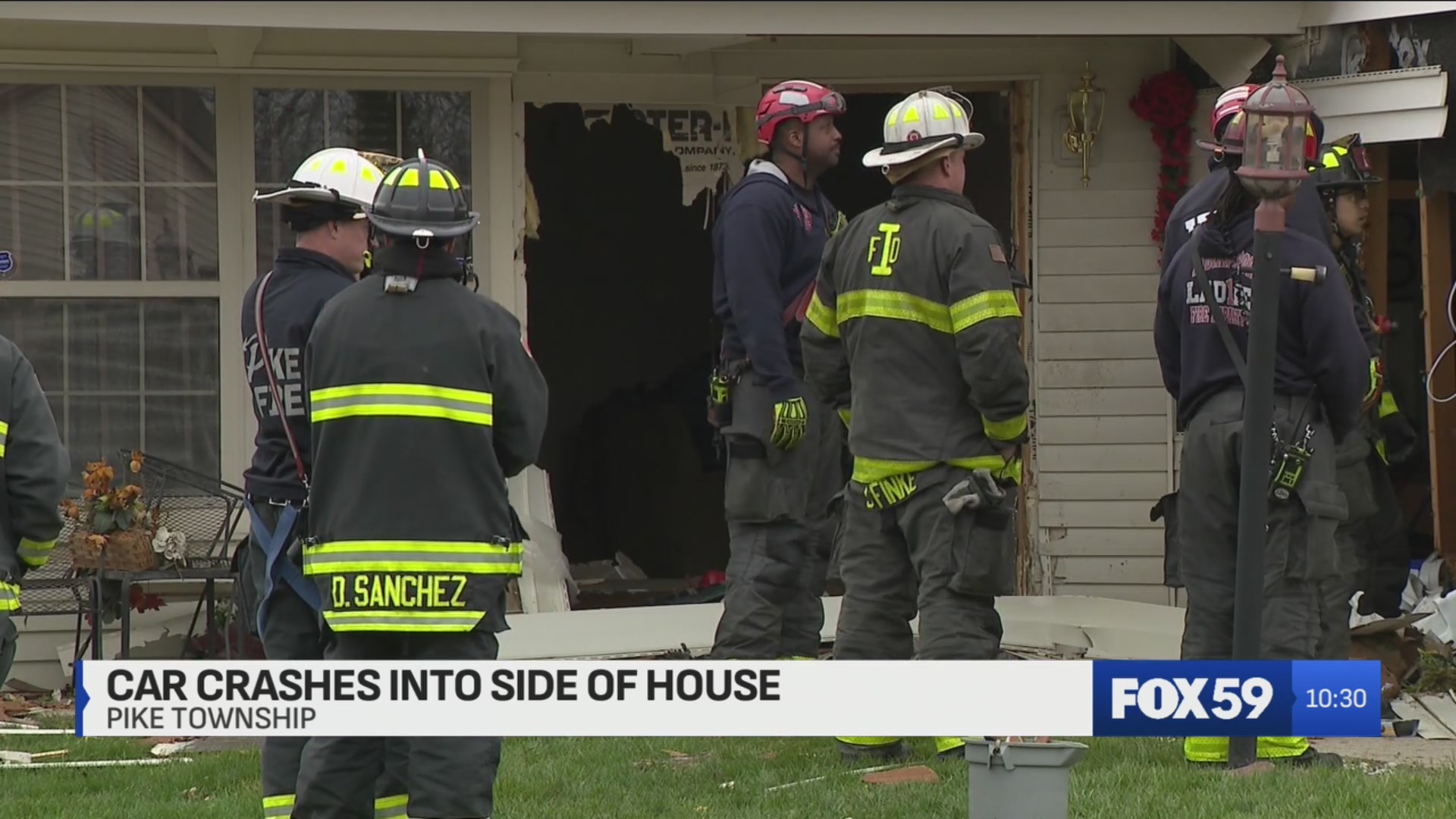 Driver crashes into two-story home on northwest side, flees the scene ...