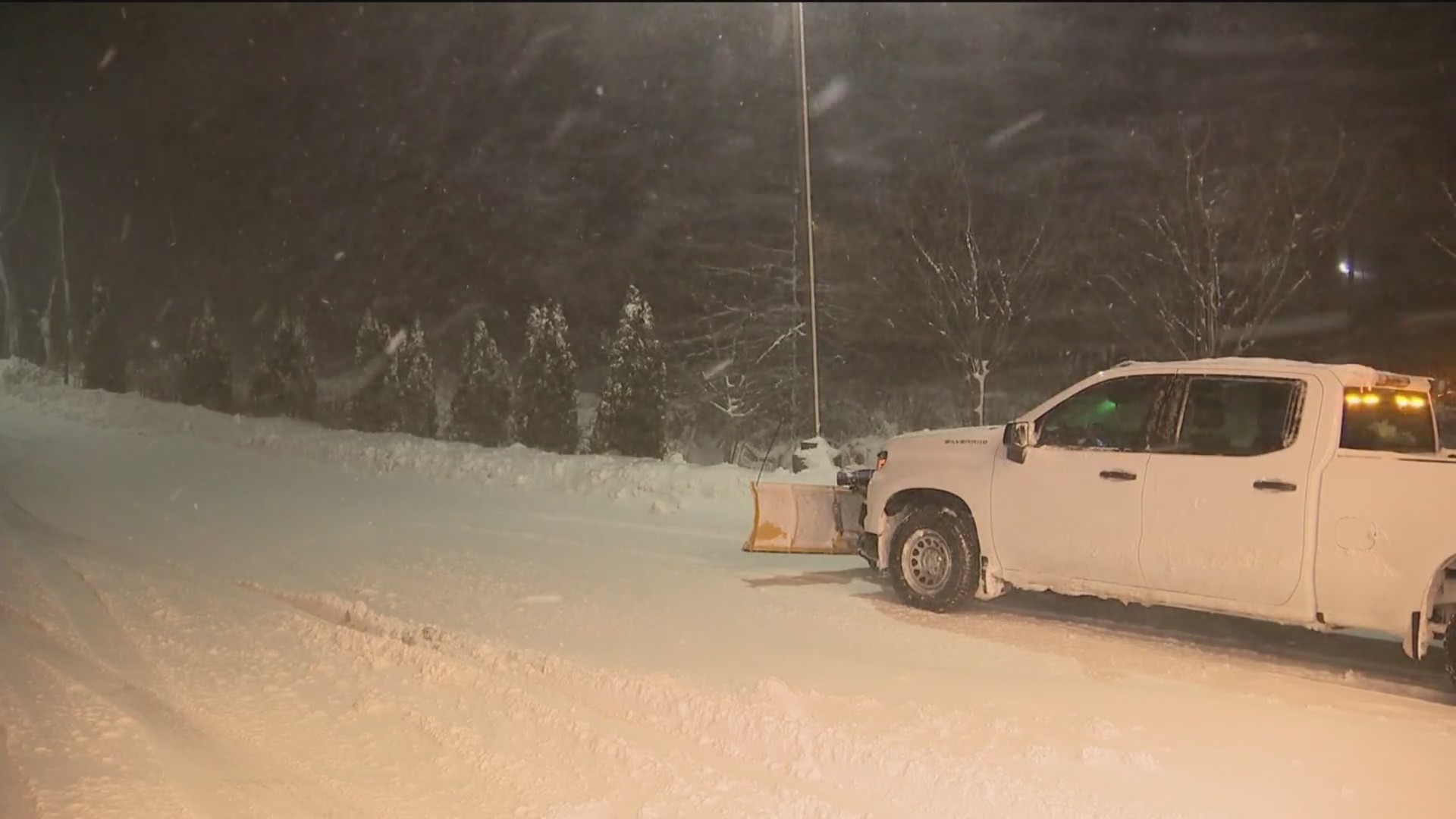Road conditions worsen as storm hits Connecticut – WTNH.com