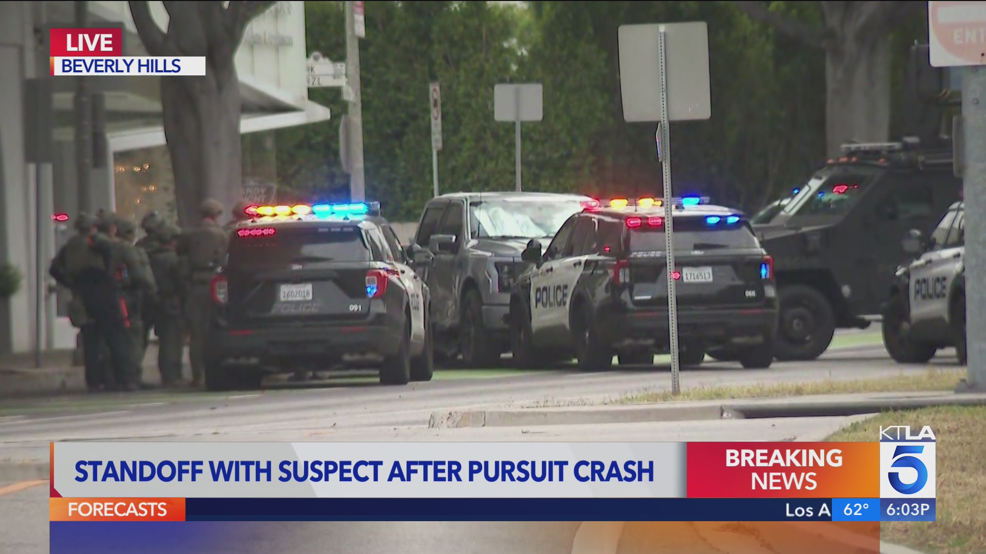 SWAT team called in for Beverly Hills standoff – KTLA
