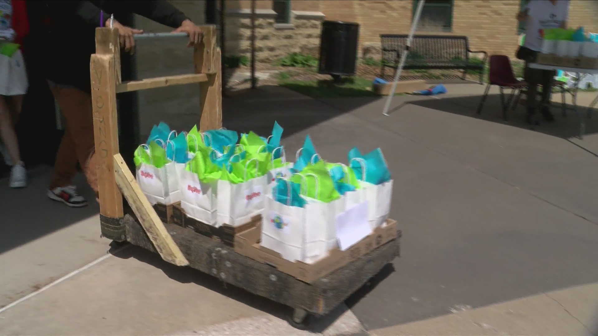 Whbf Set INTERVIEW: Safer Sacks – WHBF – OurQuadCities.com