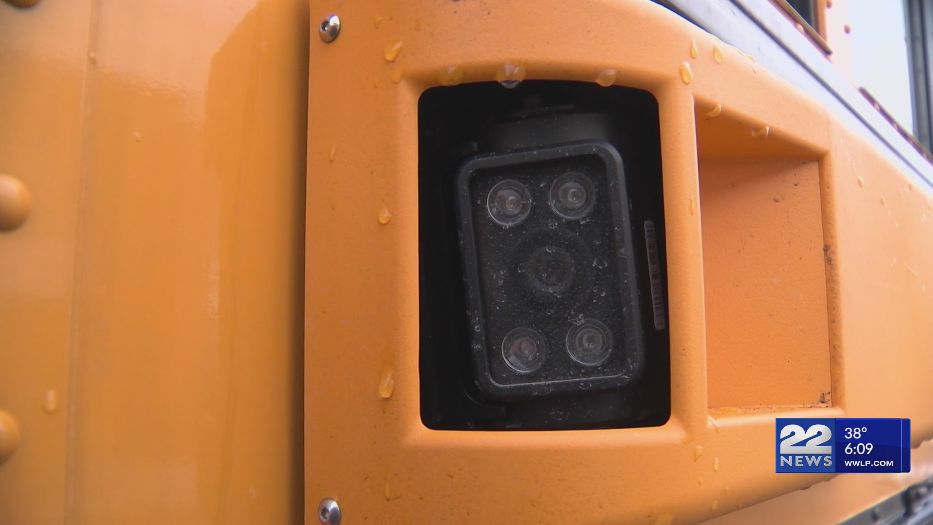 Chicopee uses AI cameras to catch drivers passing school buses – WWLP