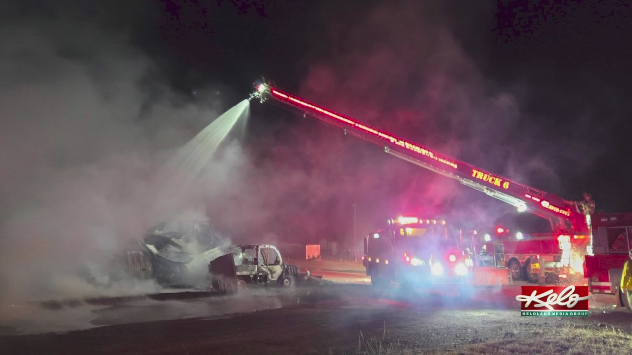 Crews in Black Hills battle fire through the night – KELOLAND.com