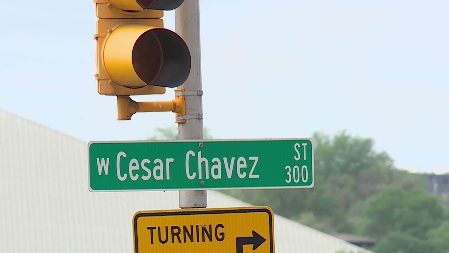 Renaming Cesar Chavez Street could cost city up to $1.2M – KXAN Austin