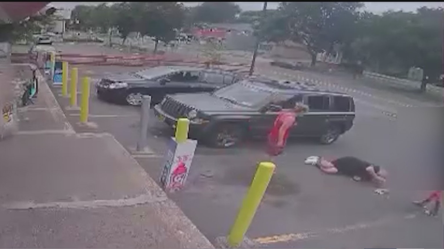 Woman pleads guilty to assaulting 75-year-old man in parking lot ...