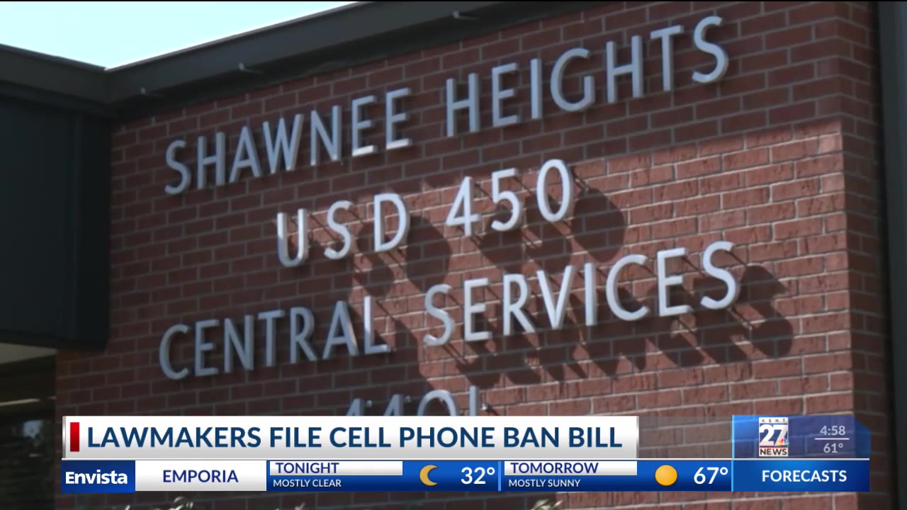 What is inside the proposed cell phone ban for Kansas schools? – KSNT ...