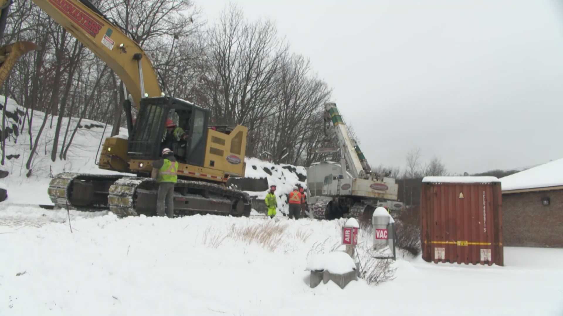 Crews continue train derailment clean up | 28/22 News – 28/22 News