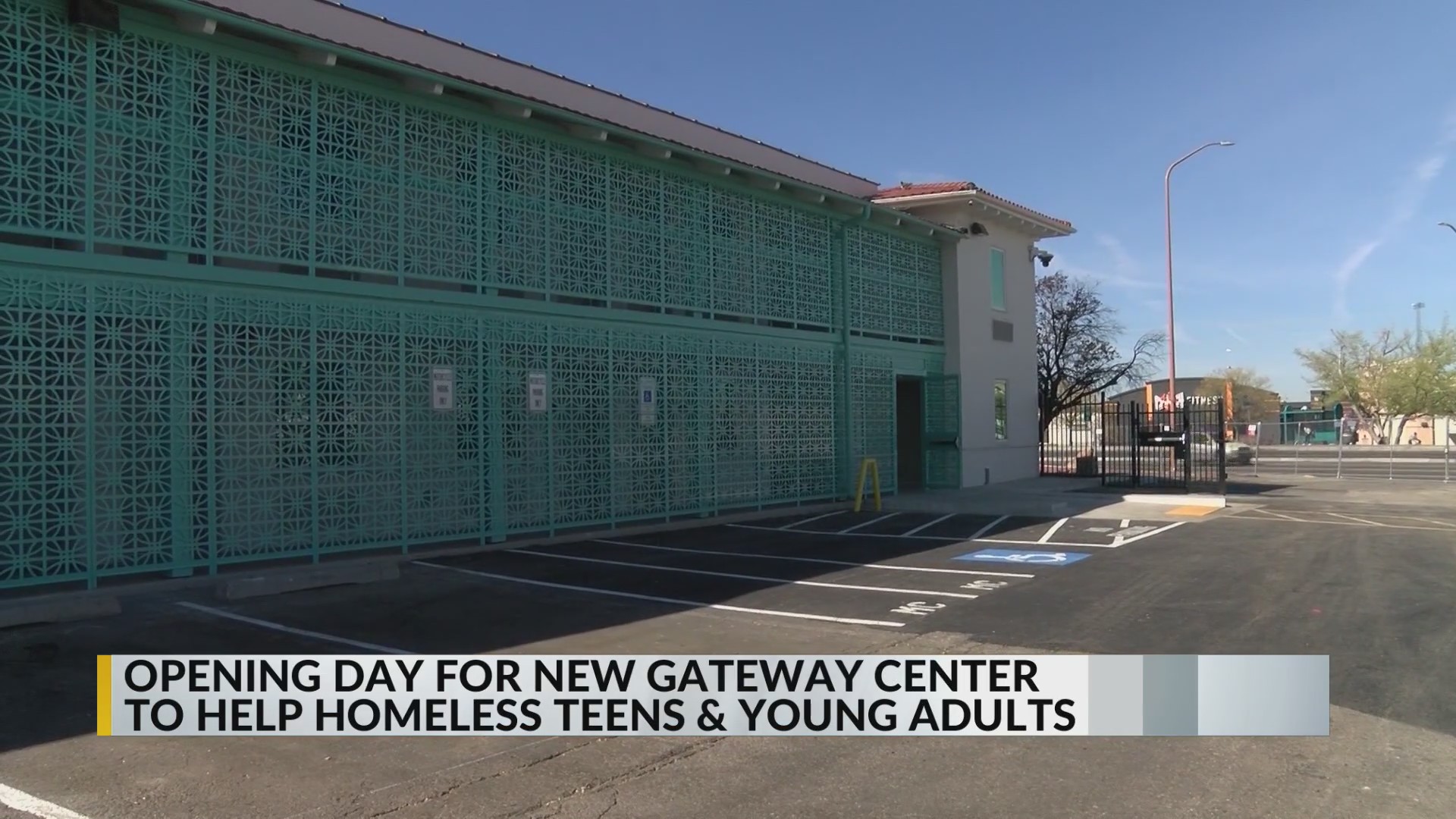 Opening day for new Gateway Young Adult housing facility in Albuquerque ...