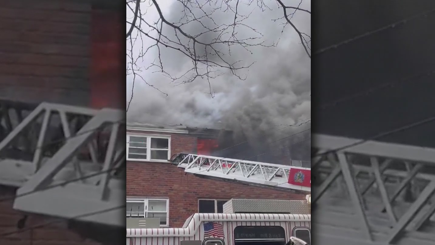 4 dead, including child, after fire engulfs Queens building: officials ...