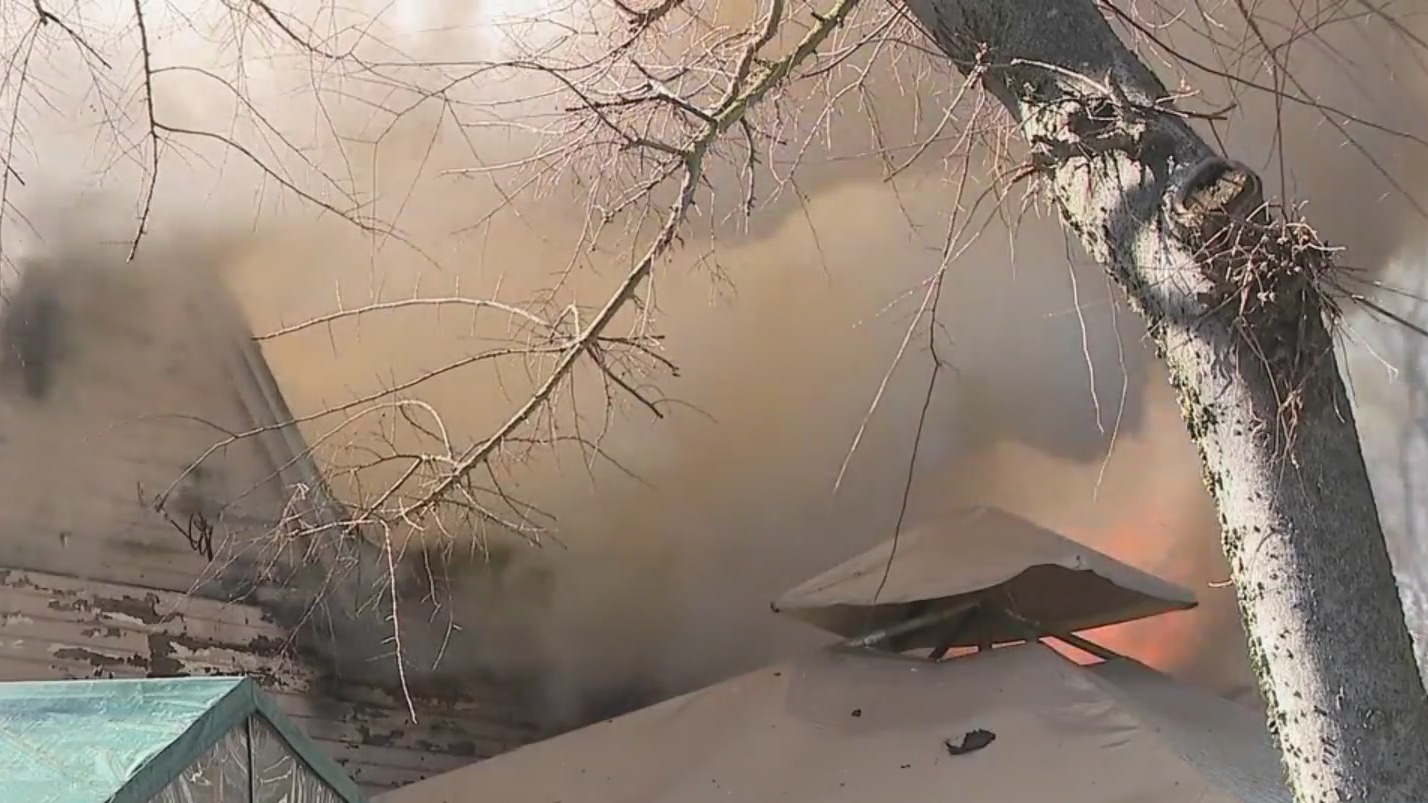 Sacramento house fire under investigation, possible explosion – FOX40 News