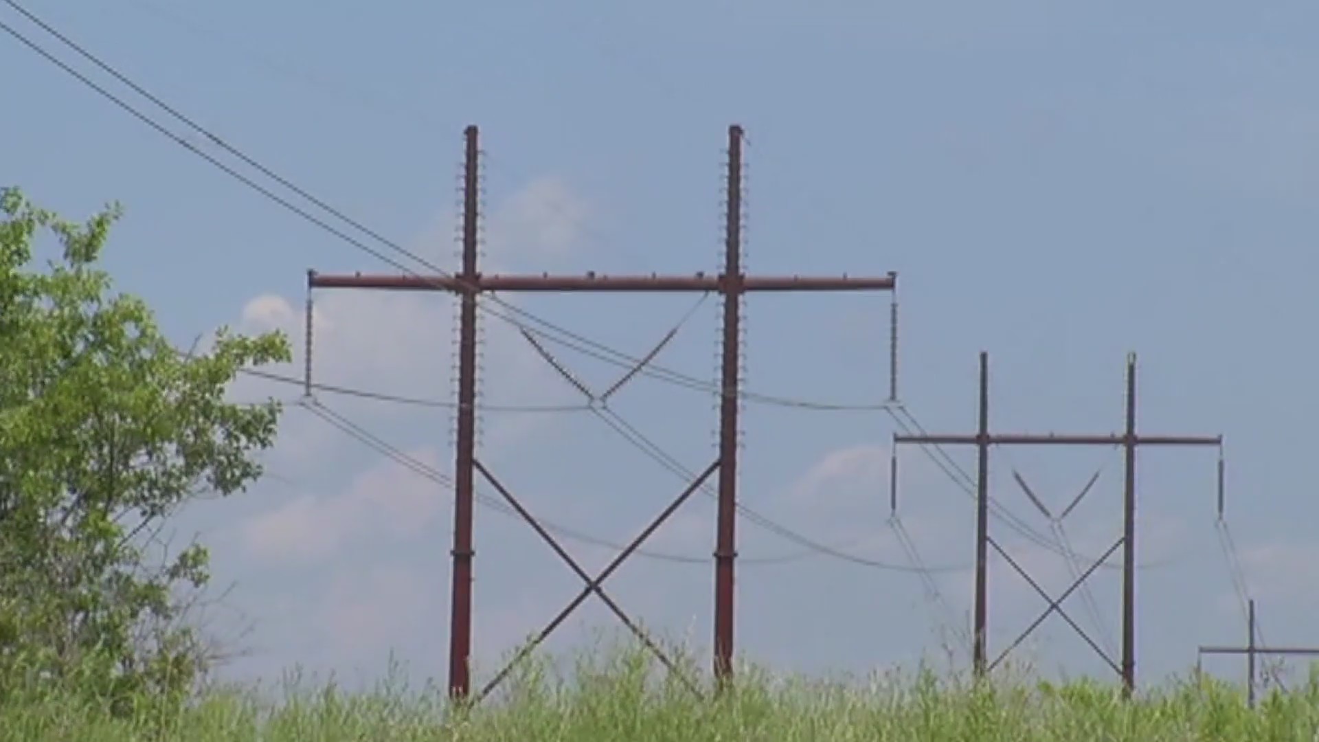 Officials discuss 'reversible rusting' energy system