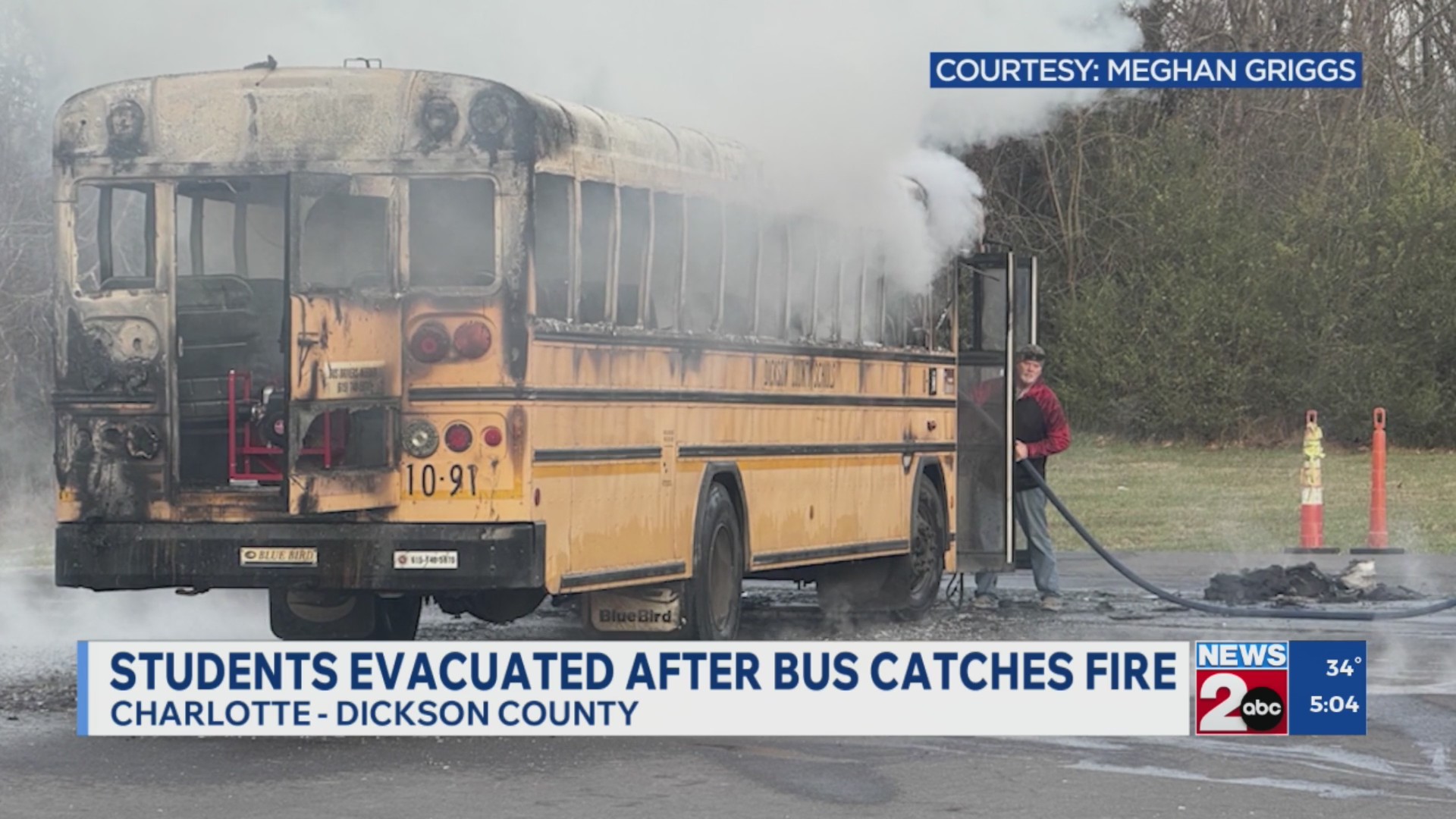 Student evacuated from bus fire in Dickson County – WKRN News 2