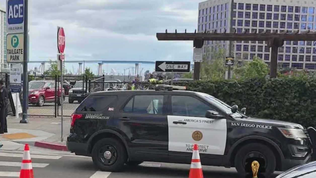 Parking lot worker stabbed in head in downtown San Diego – FOX 5 San ...