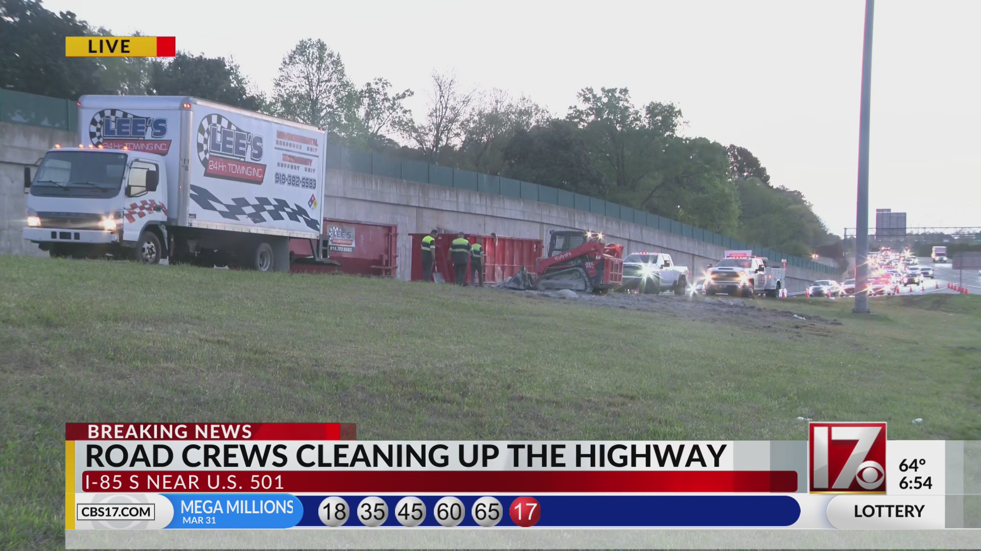 Overturned tractor-trailer snarls traffic on I-85 in Durham – CBS17.com