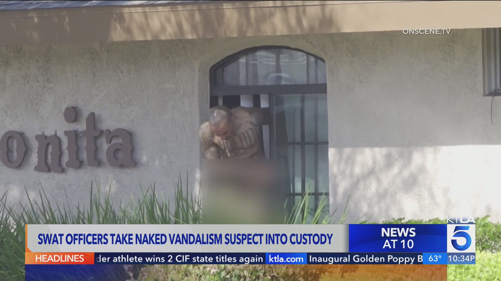 SWAT officers take naked vandalism suspect into custody in Anaheim – KTLA