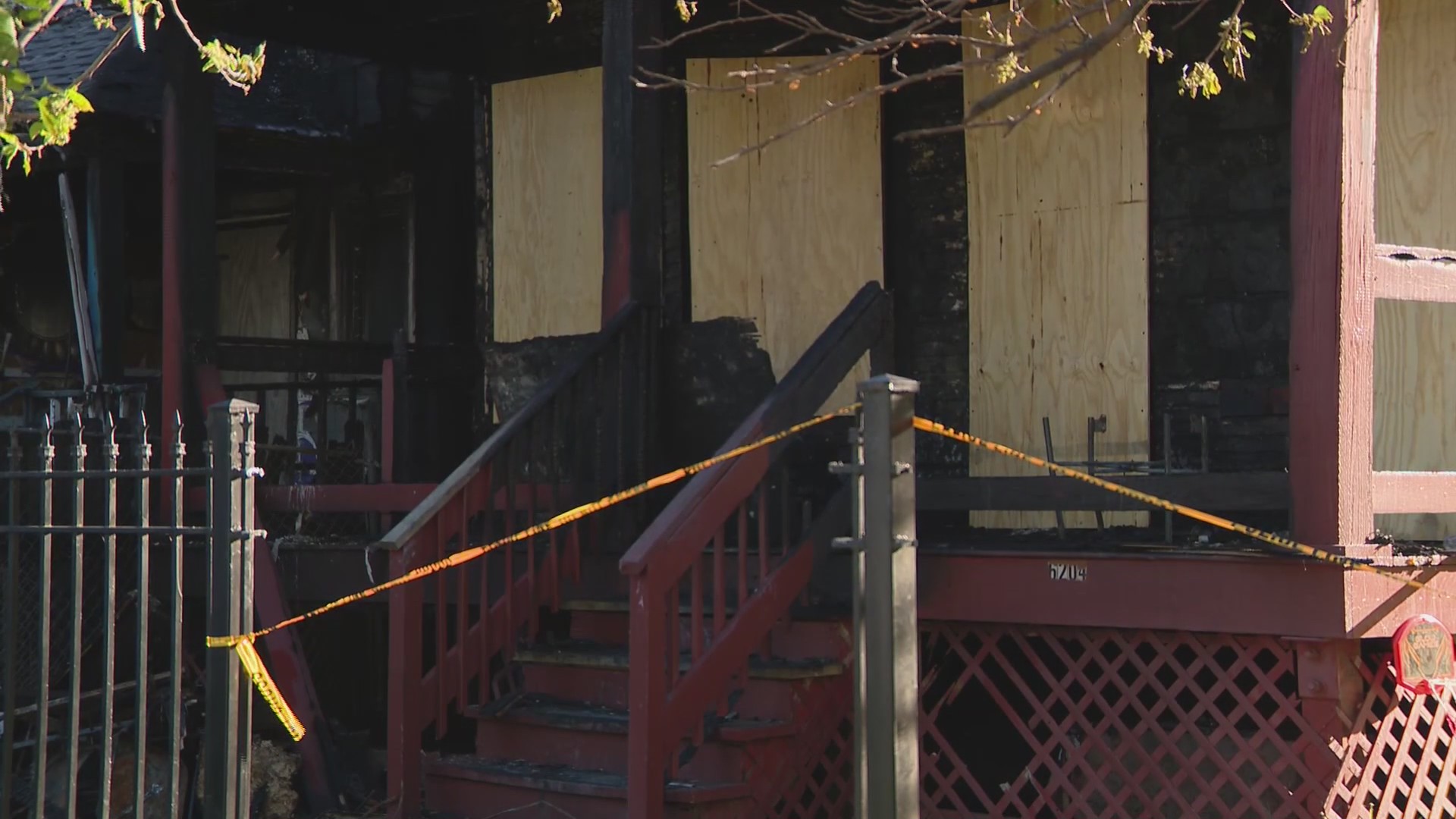 2 children, 2 adults dead in West Englewood fire now being investigated ...
