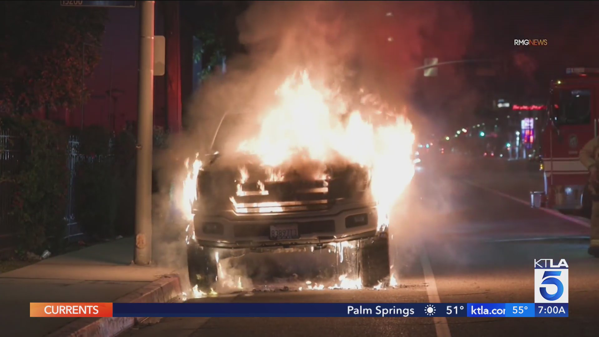Crews battle Ford F150 engulfed in flames in Van Nuys – KTLA