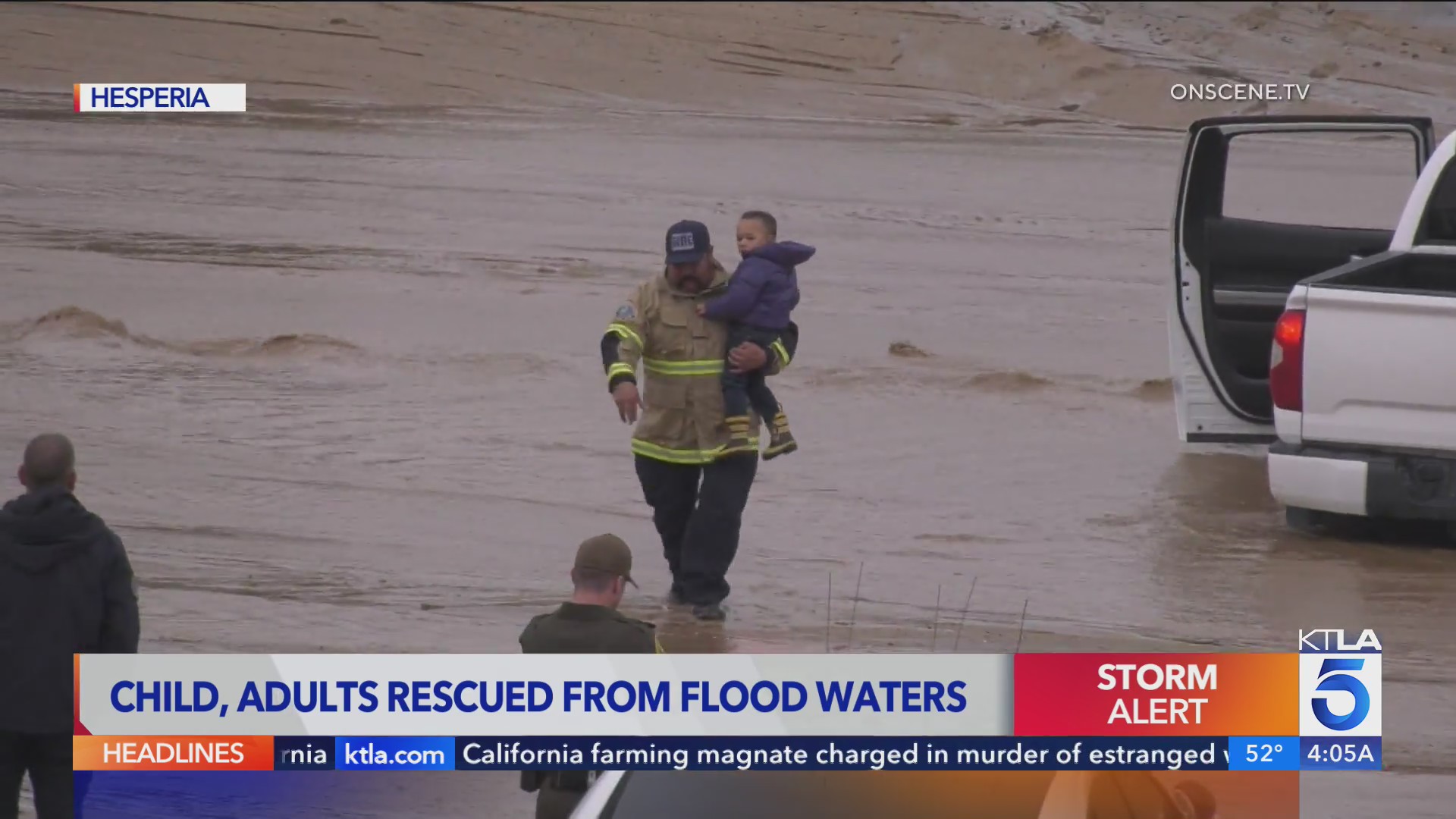 Child, 2 adults rescued from vehicles stuck in Hesperia flood waters – KTLA